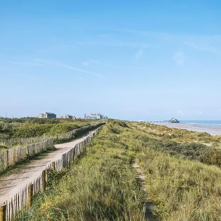 Jachthaven I With Parking By Interhome ブランケンベルヘ