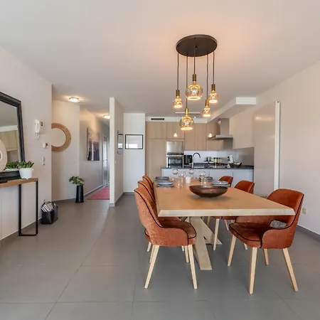 Jachthaven I With Parking By Interhome アパート